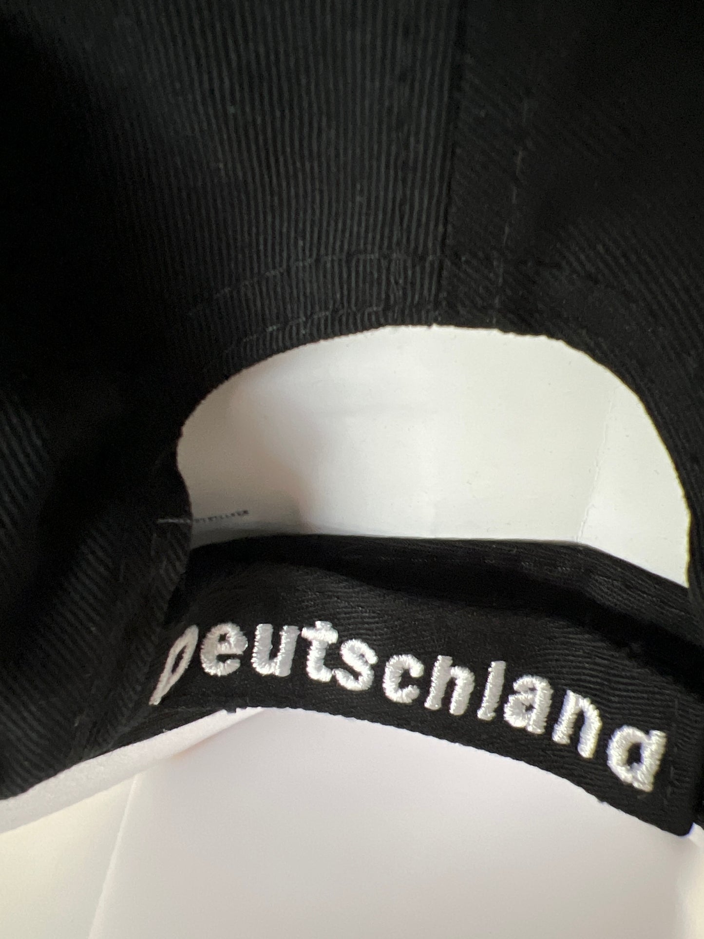 Cap-Deutschland Eagle in Black